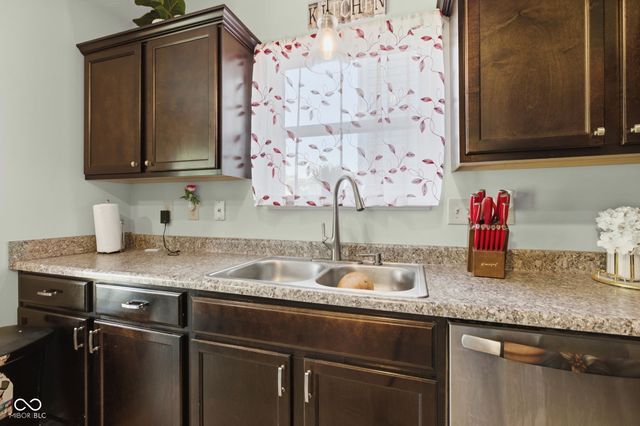 3720 Boundary Bay Drive, Indianapolis, IN 46217
