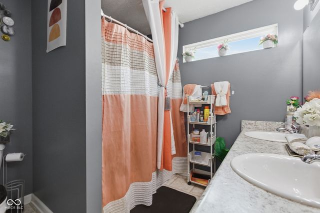3720 Boundary Bay Drive, Indianapolis, IN 46217