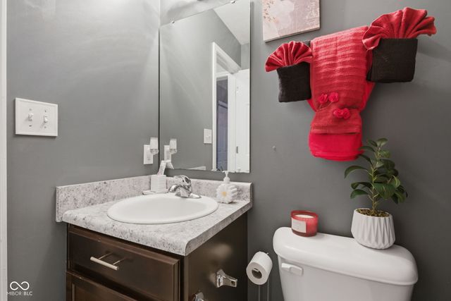 3720 Boundary Bay Drive, Indianapolis, IN 46217