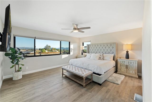 33851 Madera De Playa, Temecula, CA 92592