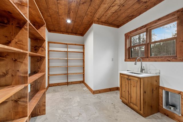 290 Weaver Creek Overlook, Blue Ridge, GA 30513