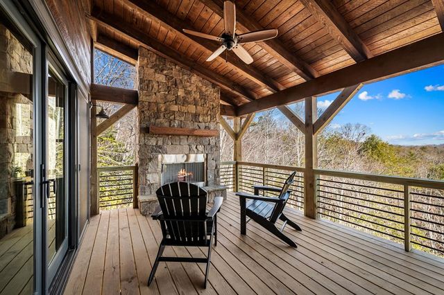 290 Weaver Creek Overlook, Blue Ridge, GA 30513