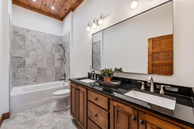 290 Weaver Creek Overlook, Blue Ridge, GA 30513