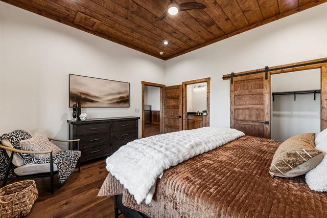 290 Weaver Creek Overlook, Blue Ridge, GA 30513