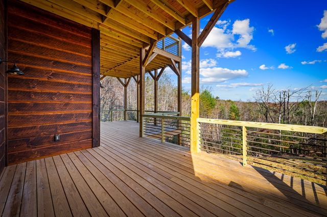 290 Weaver Creek Overlook, Blue Ridge, GA 30513