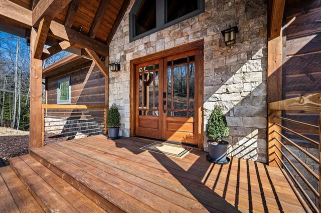 290 Weaver Creek Overlook, Blue Ridge, GA 30513