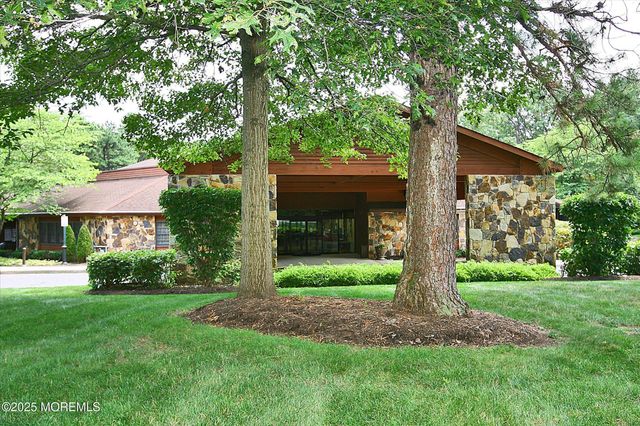 1541 Alpen Lane, Toms River, NJ 08755