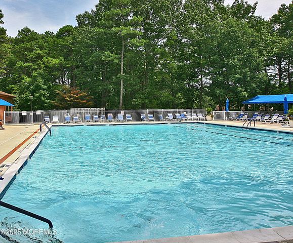 1541 Alpen Lane, Toms River, NJ 08755