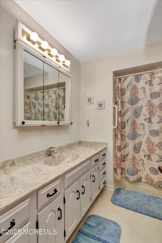 1541 Alpen Lane, Toms River, NJ 08755