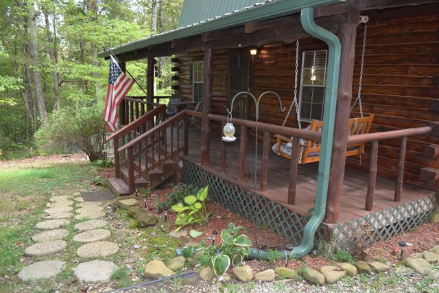 71 Miller Cove Circle, Signal Mountain, TN 37377