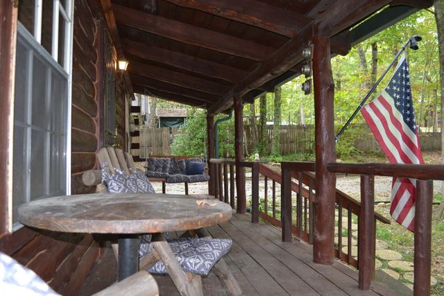 71 Miller Cove Circle, Signal Mountain, TN 37377