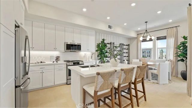 1345 Snowberry Place, Montebello, CA 90640