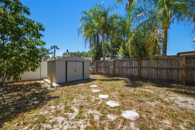 15602 FARNSWORTH LANE, Tampa, FL 33624