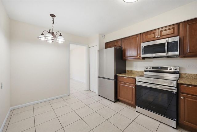 15602 FARNSWORTH LANE, Tampa, FL 33624