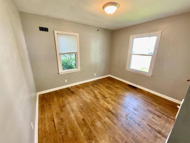 535 Orange Street, Jackson, MI 49202