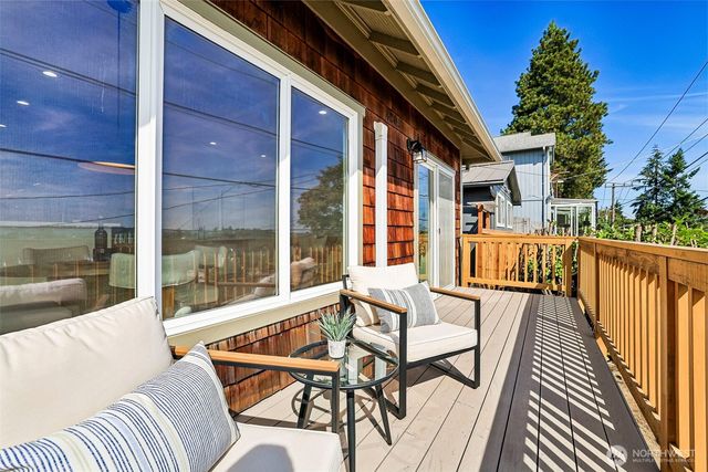 4205 34th Avenue S, Seattle, WA 98118