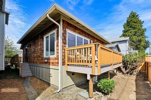 4205 34th Avenue S, Seattle, WA 98118