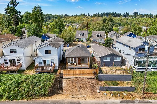 4205 34th Avenue S, Seattle, WA 98118