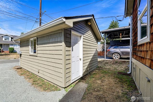 4205 34th Avenue S, Seattle, WA 98118