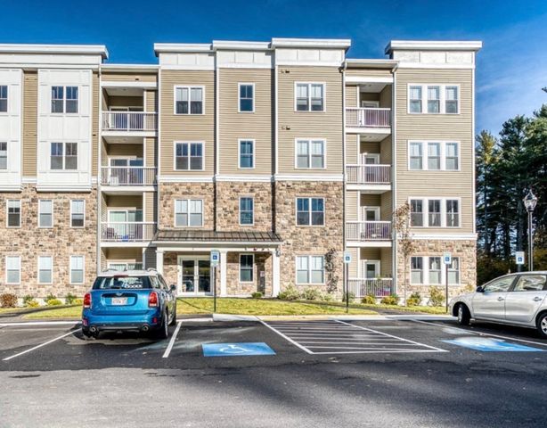 2 Winslow Lane 410, Grafton, MA 01536