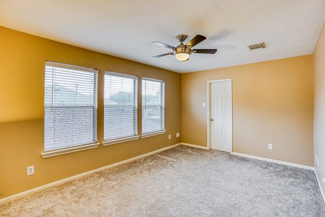 1122 Chase Park Drive, Bacliff, TX 77518