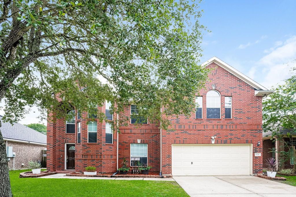 1122 Chase Park Drive, Bacliff, TX 77518