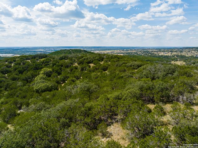 289 Dark Sky Path, Kerrville, TX 78028