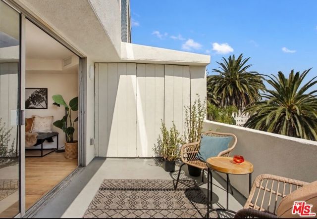 1701 Clinton Street 321, Los Angeles, CA 90026