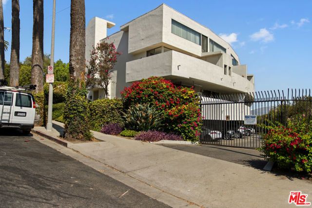 1701 Clinton Street 321, Los Angeles, CA 90026