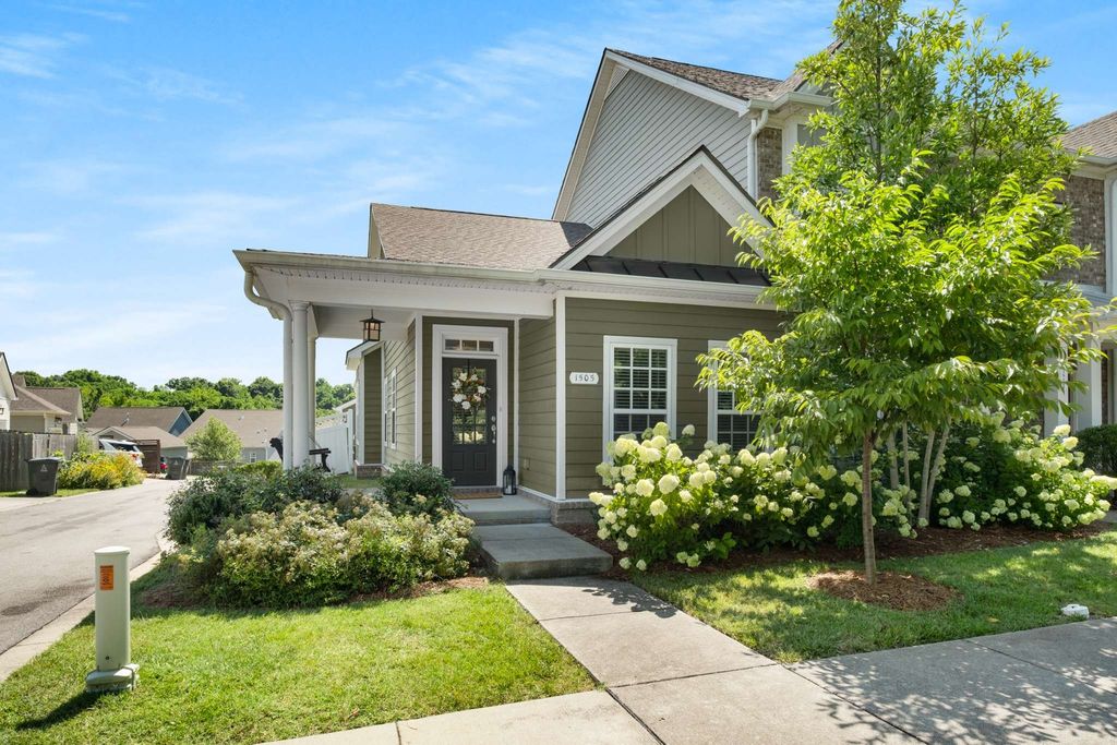 1505 Winding Creek Dr, Nolensville, TN 37135