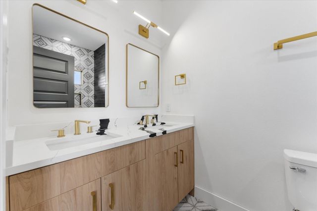 1025 Calvin Avenue, Houston, TX 77088