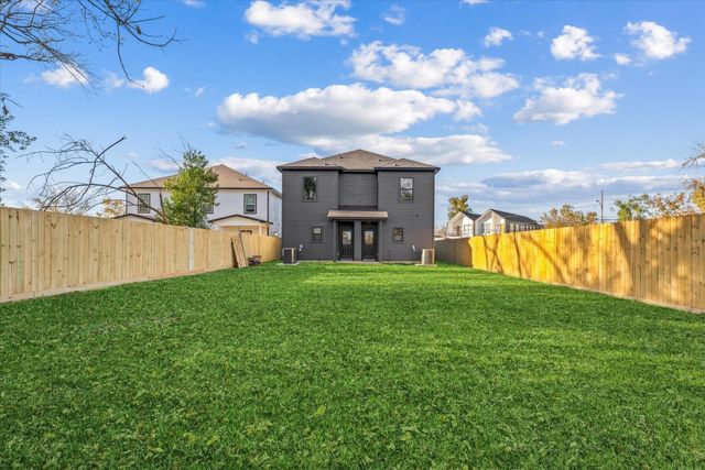 1025 Calvin Avenue, Houston, TX 77088