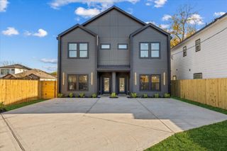 1025 Calvin Avenue, Houston, TX 77088