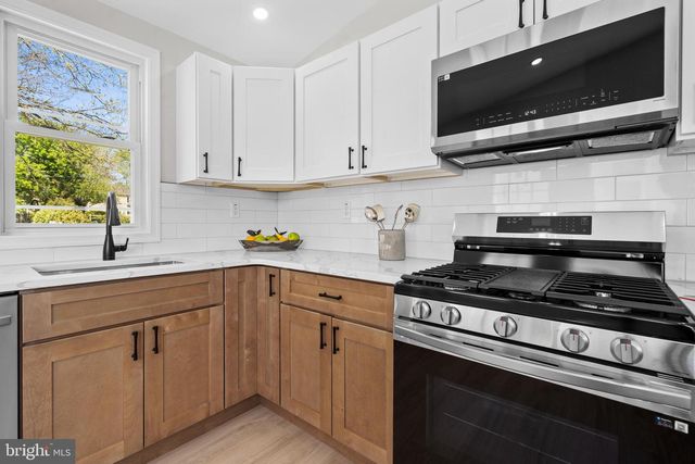 346 MORRIS RD, Wayne, PA 19087