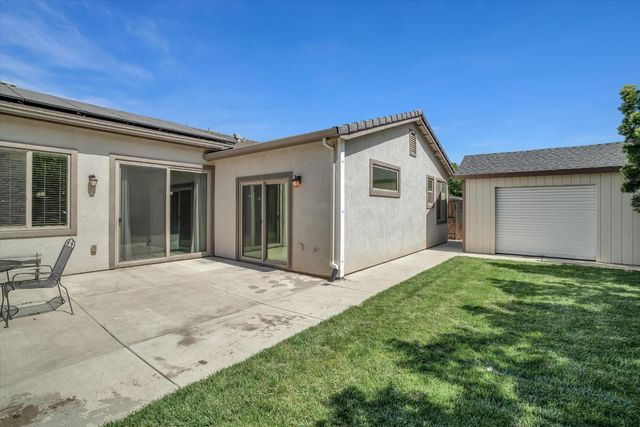 1244 Bluegrass Ct, Oakdale, CA 95361