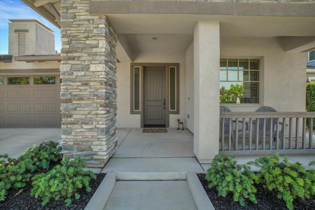 1244 Bluegrass Ct, Oakdale, CA 95361