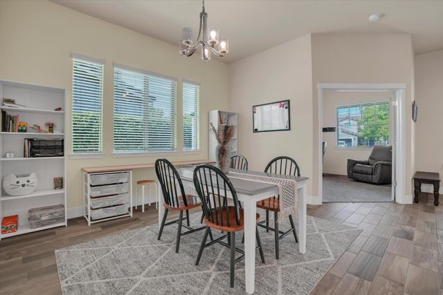 1244 Bluegrass Ct, Oakdale, CA 95361