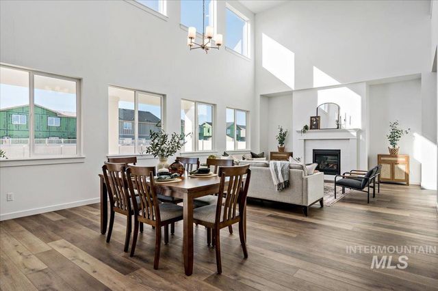 4893 W River Oaks Ct, Meridian, ID 83646