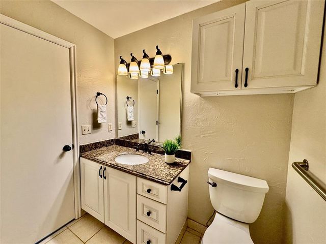 11724 SW 7th Street, Yukon, OK 73099