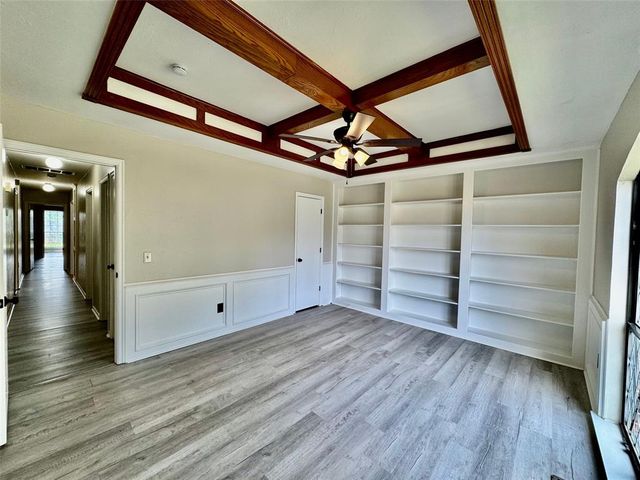 11724 SW 7th Street, Yukon, OK 73099