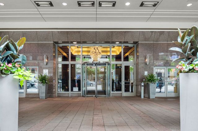 33 W Ontario Street 37D, Chicago, IL 60654