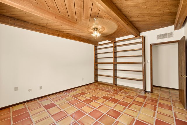 251 Sichler Drive SW, Los Lunas, NM 87031