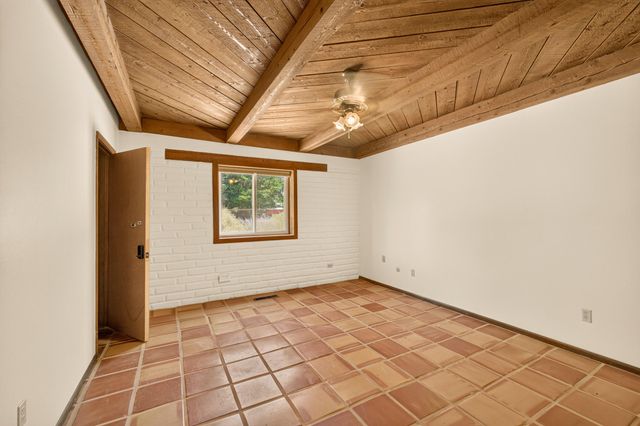 251 Sichler Drive SW, Los Lunas, NM 87031