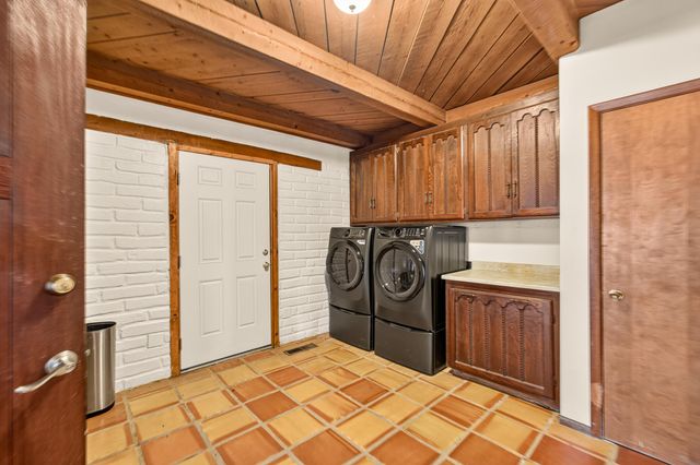 251 Sichler Drive SW, Los Lunas, NM 87031