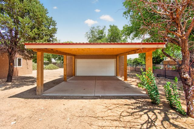 251 Sichler Drive SW, Los Lunas, NM 87031