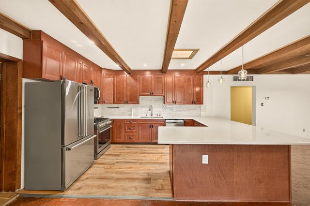 251 Sichler Drive SW, Los Lunas, NM 87031