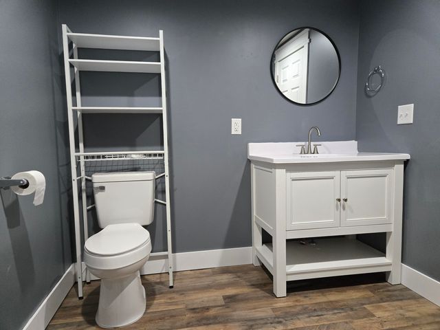 114 W Berry Avenue, Lansing, MI 48910