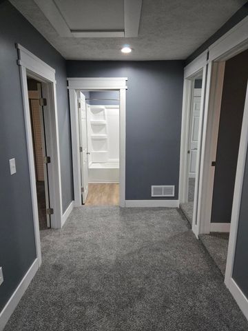 114 W Berry Avenue, Lansing, MI 48910