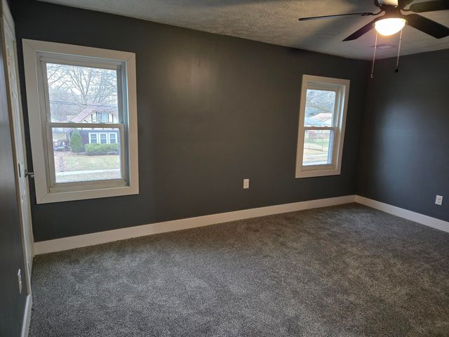 114 W Berry Avenue, Lansing, MI 48910