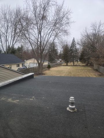 114 W Berry Avenue, Lansing, MI 48910